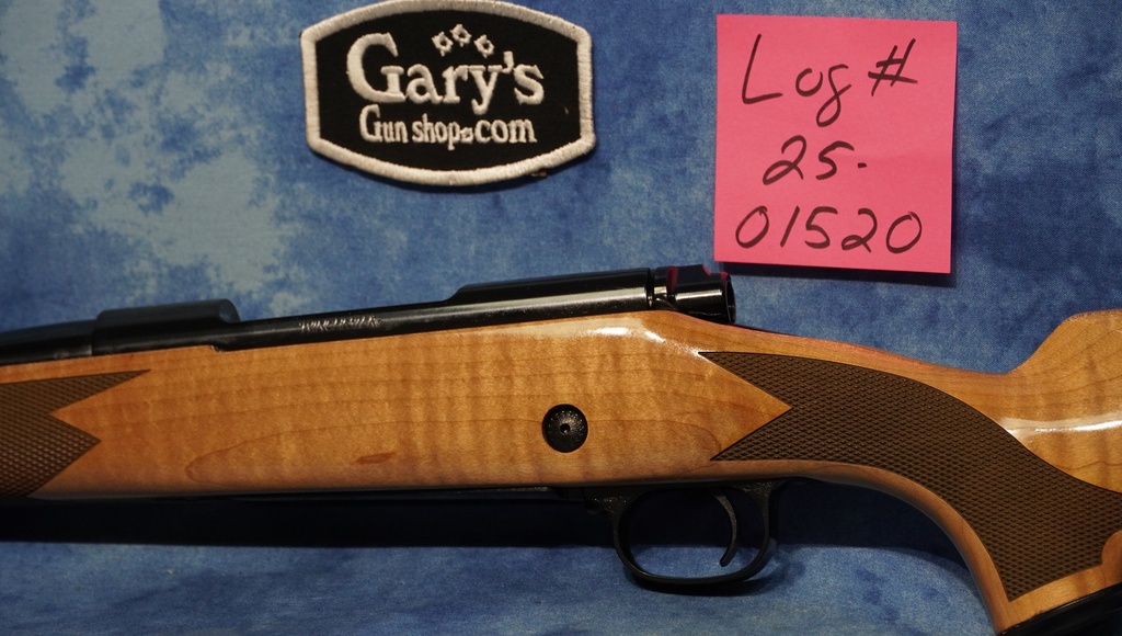 WINCHESTER 535218233 MODEL 70 SUPER GRADE  300 WIN MAG 3+1 26" GLOSS