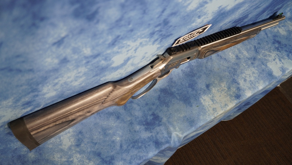 CUSTOM & COLLECTABLE MARLIN 1894 WILDLIFE SERIES MOUNTAIN LION 357 MAG 