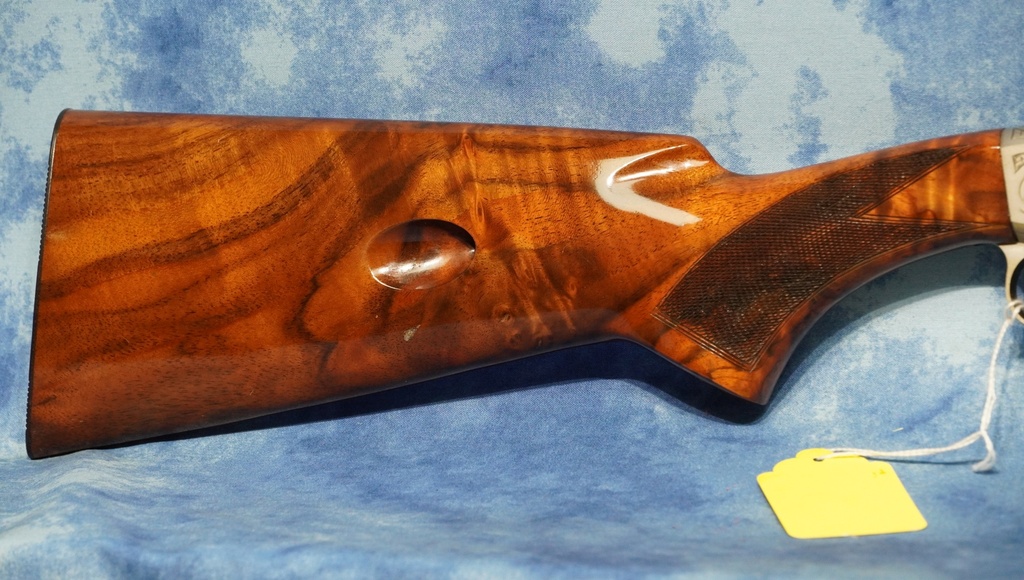 USED BROWNING SA-22 GRADE II 22 LR MFG 1976
