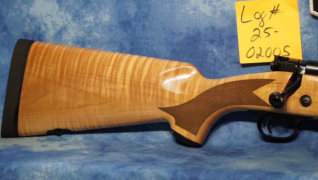 WINCHESTER 535218299 M70 SUPER GRADE 6.8 WESTERN 3+1 24"  AAAA MAPLE STOCK 