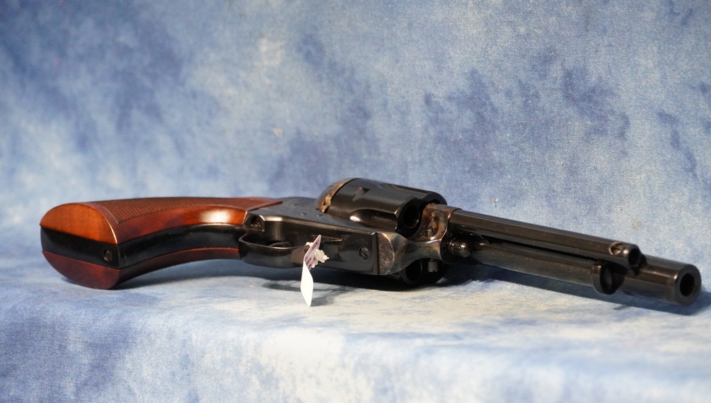 A. UBERTI 345372 9MM 1873 CATTLEMAN EL PATRON 5.5" BBL 