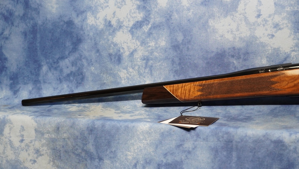 WEATHERBY MDX01N25CMR2O MARK V DELUXE 25 CREEDMOOR   COMING SOON!