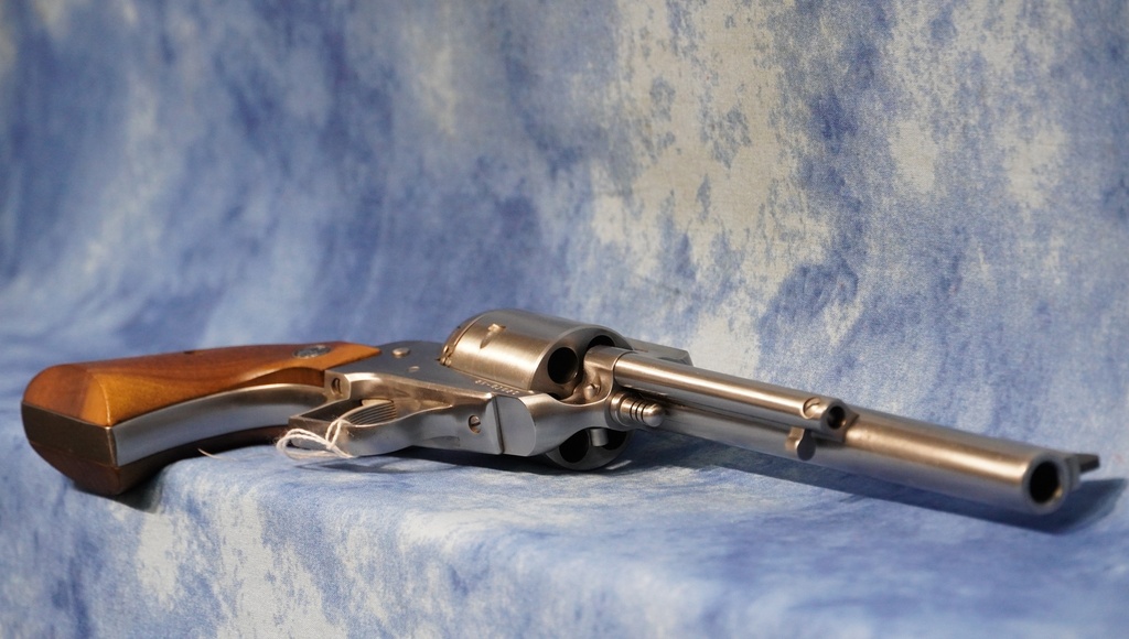 USED RUGER SUPER BLACKHAWK 44 REM MAG STAINLESS 7.5" BBL 