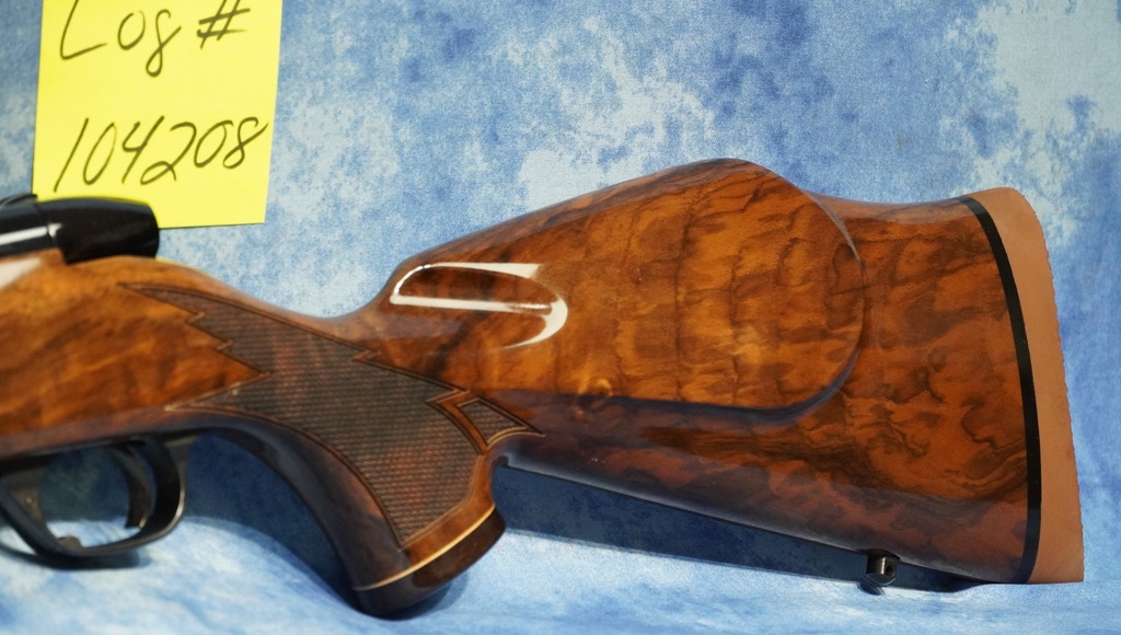 WEATHERBY MARK V DELUXE 6.5-300 WBY MAG MDX01N653WR6O