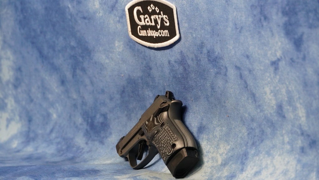 BERETTA 20X BOBCAT YOU`RE ON YOUR OWN 22 LR J20X22R8M2