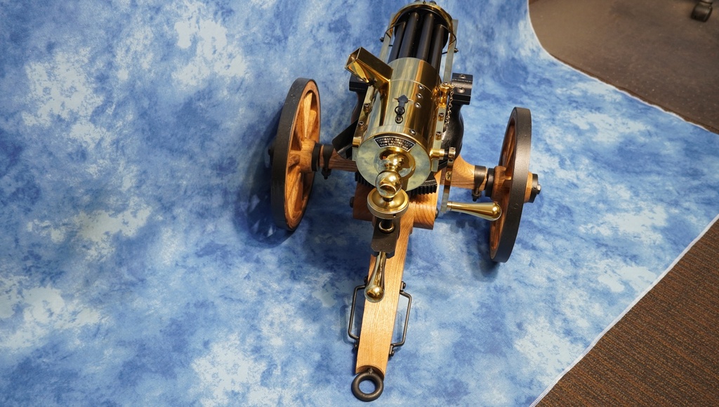 TIPPMANN ORDNANCE TG-900-G BRASS 9MM GATLING GUN W/CARRIAGE