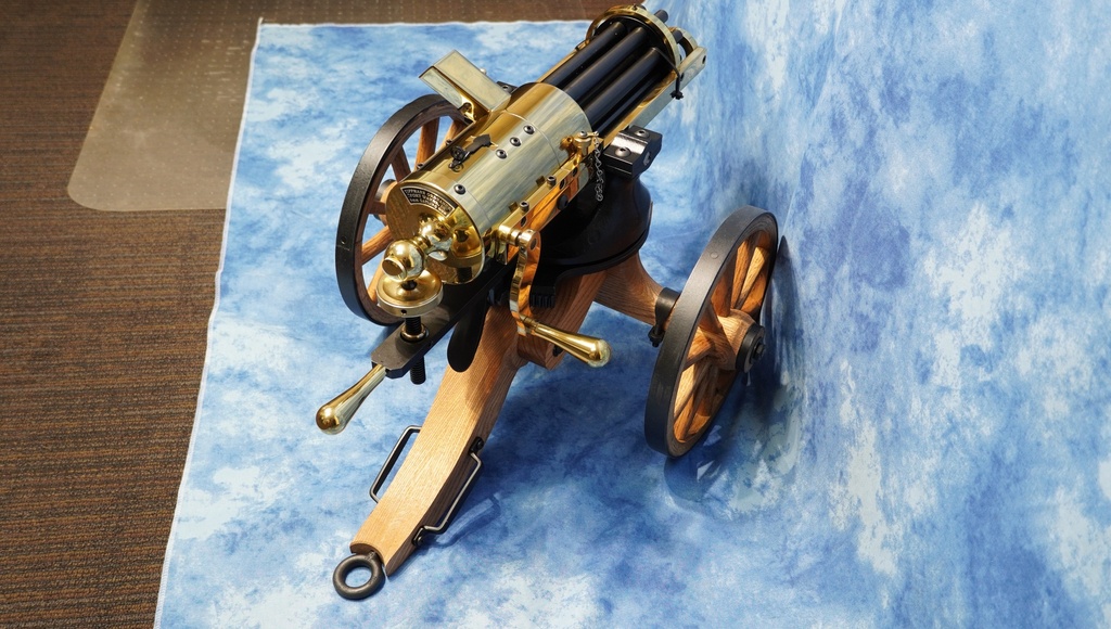 TIPPMANN ORDNANCE TG-900-G BRASS 9MM GATLING GUN W/CARRIAGE