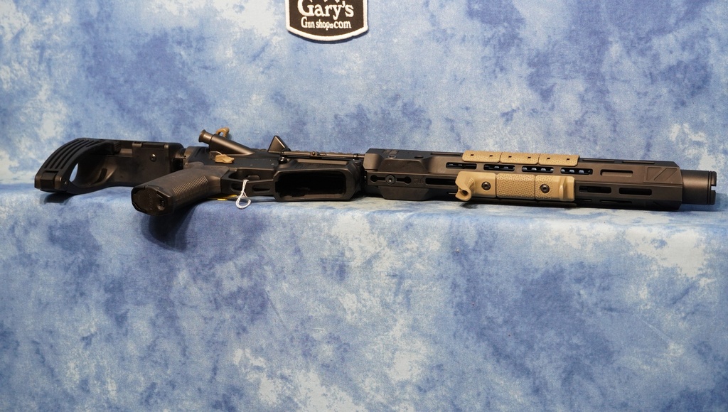 USED DIAMONDBACK DB15 PISTOL W/BRACE 300 BLACKOUT