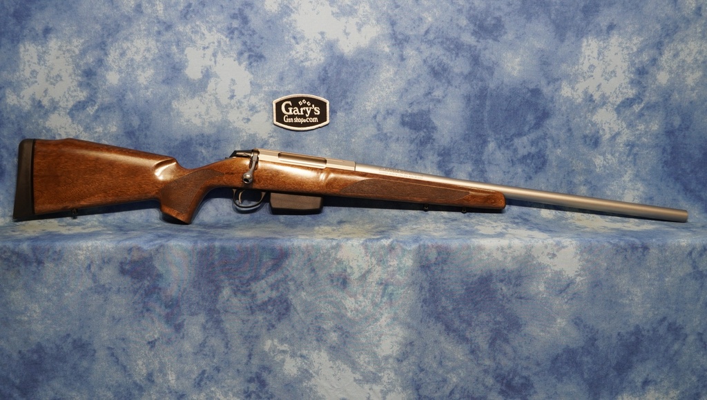 TIKKA J03625 T3X VARMINT HUNTER 243 WINCHESTER SS WALNUT 23.7" HVY BBL