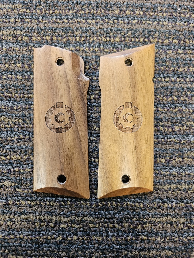 COONAN ARMS FACTORY WALNUT GRIPS FOR 357 MAG